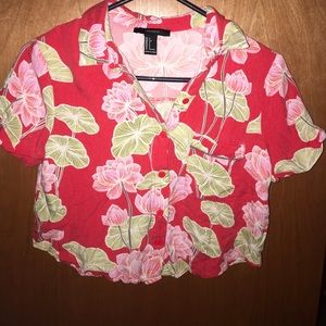 BUTTON TOWN CROPPED HAWAIIAN TOP